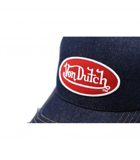 Von Dutch cap denim rode vlek.